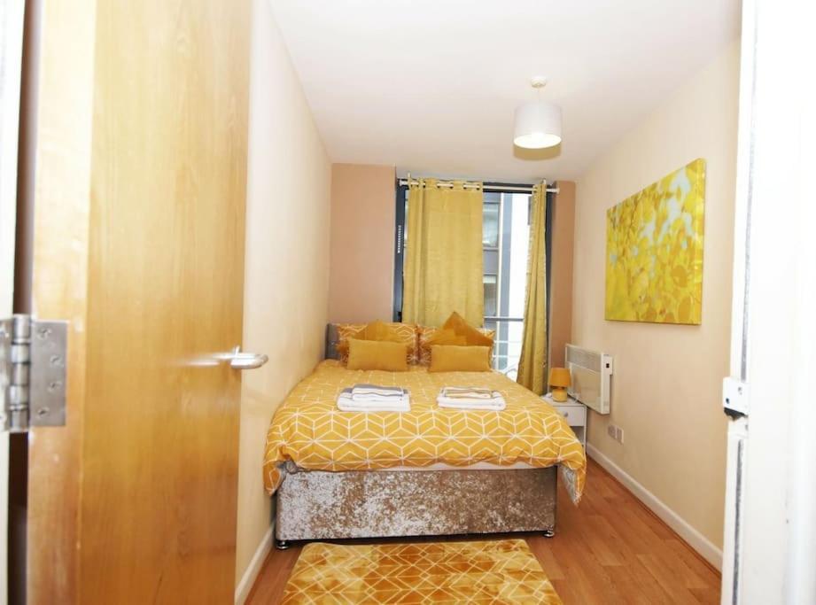 Alluring 2 Bedroom Leeds City Centre Apartment- Self Check-In,Balconied Apartment 외부 사진